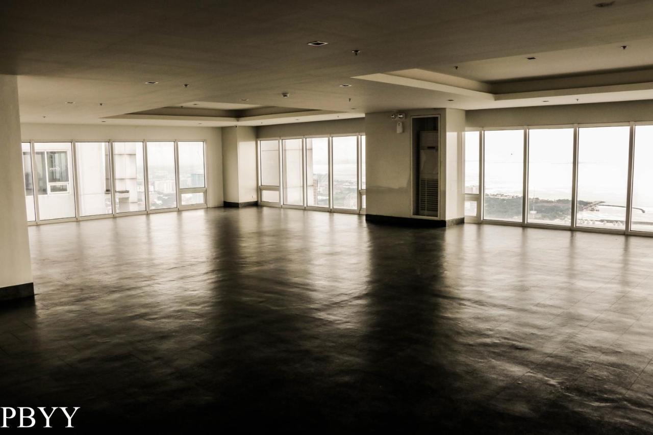 Stays At Green Residences 1 Studio Room Couples Bed With Complimentary Breakfast For 2 マニラ市 エクステリア 写真